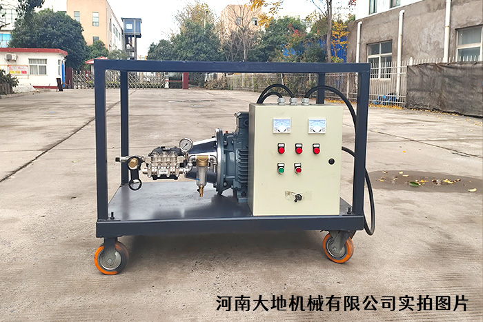 二手設(shè)備翻新除銹、除漆清洗機(jī)